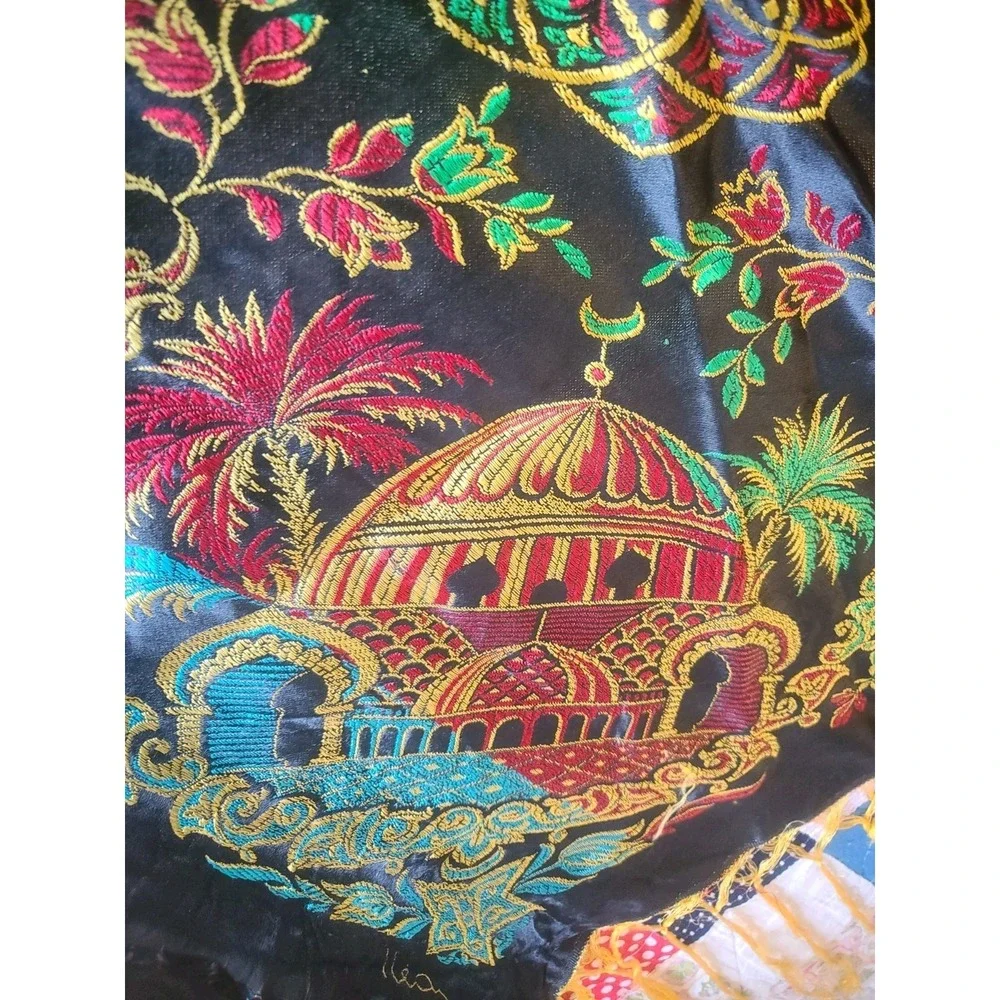 Vintage 1940s Taj Mahal Brocade Piano Shawl Scarf Fringe Souvenir Black Gold